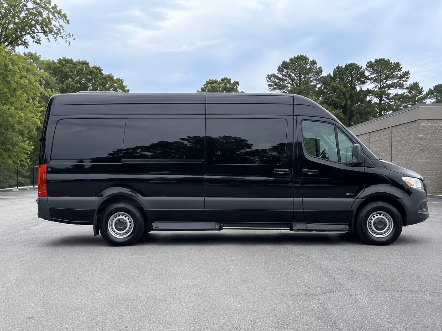 Reno Airport Shuttle & Transportation party bus exterior