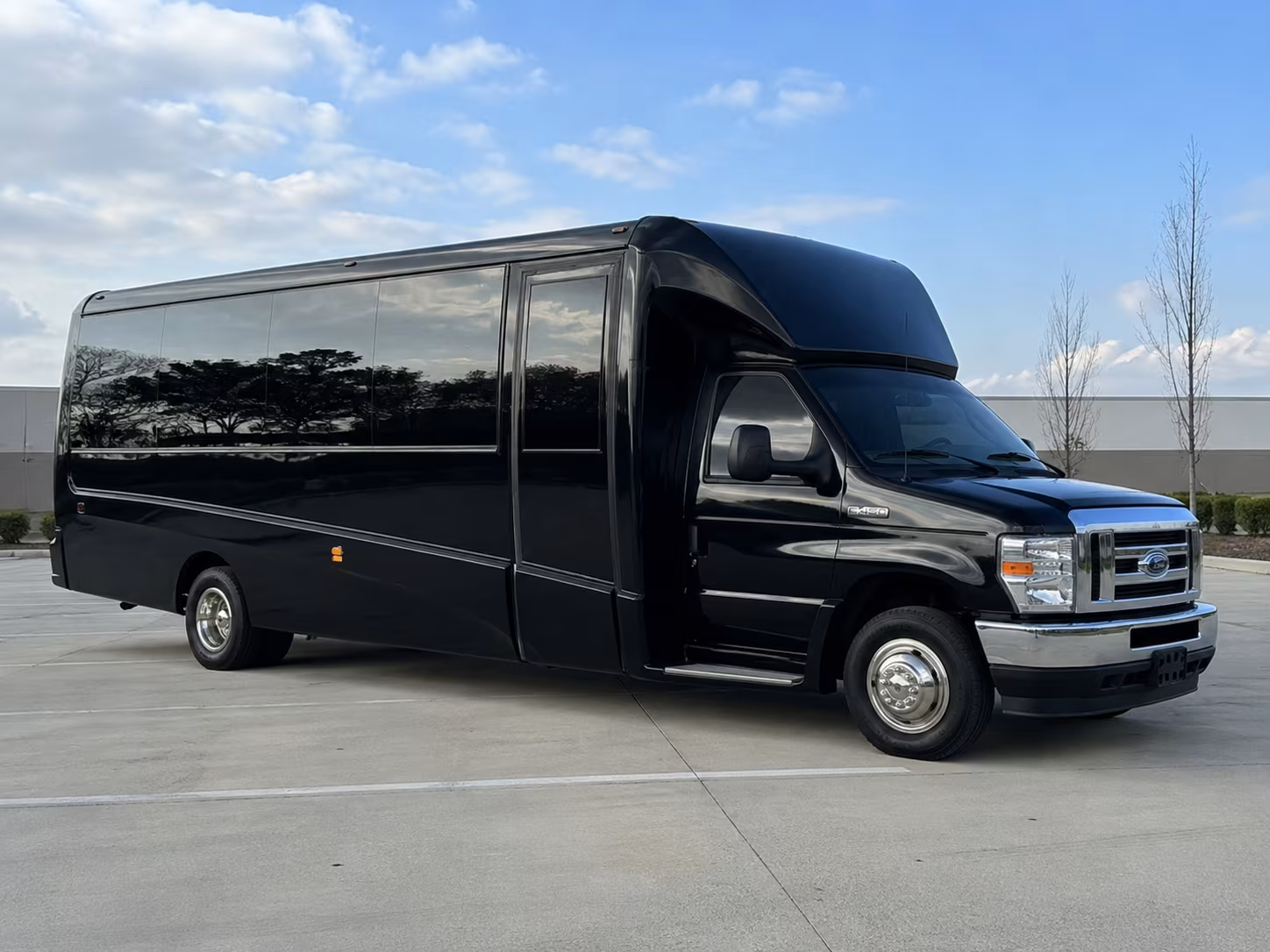 Reno Airport Shuttle & Transportation party bus exterior